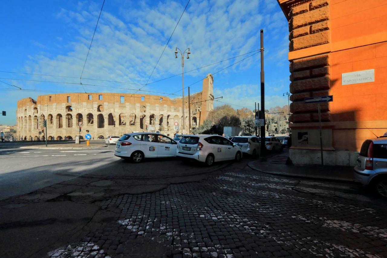 Style Apartment Julia 50 Mt From Colosseum Exterior foto